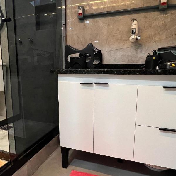 Luxuoso e moderno, Em frente ao metro e 3km das Praias - Foto 3