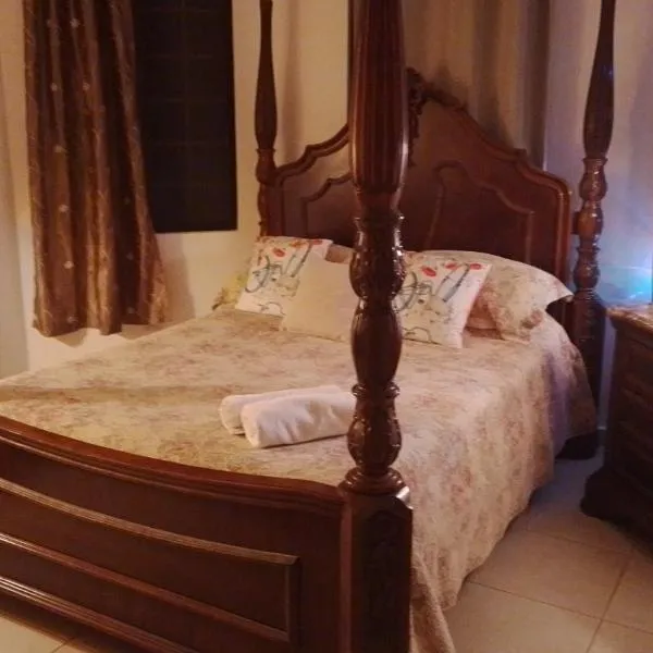 Luxury apartmеnt with private terrace in Altos del Maria, hotel in Sorá