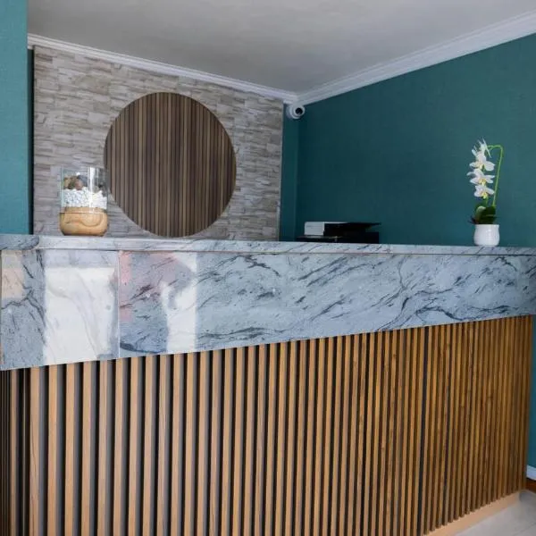 Towny Lodge: Kokstad şehrinde bir otel