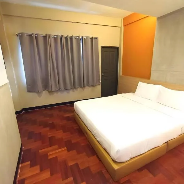 BOB INN Silom - BTS Surasak, hotel u gradu 'Yan Nawa'