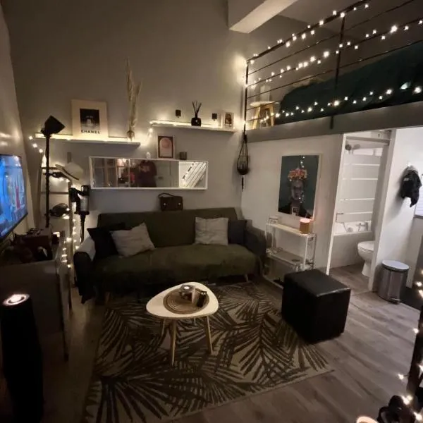 Charming cozy studio, ξενοδοχείο στο Μονπελιέ