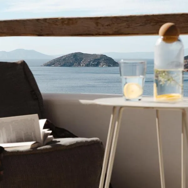 PhosAlos Apartments, hotel v destinaci Aegiali