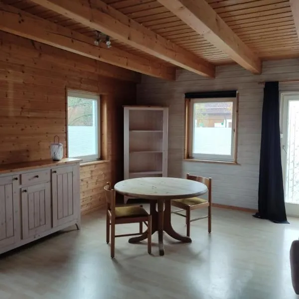 Garden Apartment, hotel en Salgen