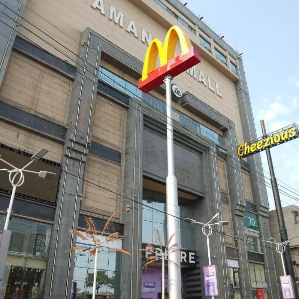 Experience a New Level of Comfort in A m a n a h Mall Link Road Model Town, hotel v destinaci Lahore