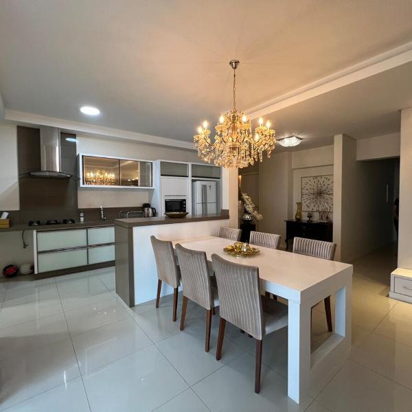 Apartamento perto da praia em itapema
