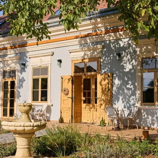 Icce Borbirtok - Wine, Dine & Rest, hotel v destinaci Monoszló