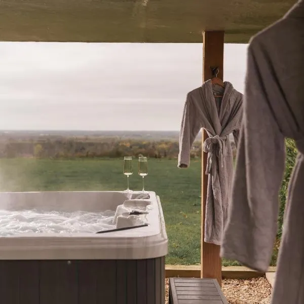 Countryside Retreat with hot tub, hotel v destinaci Boarstall