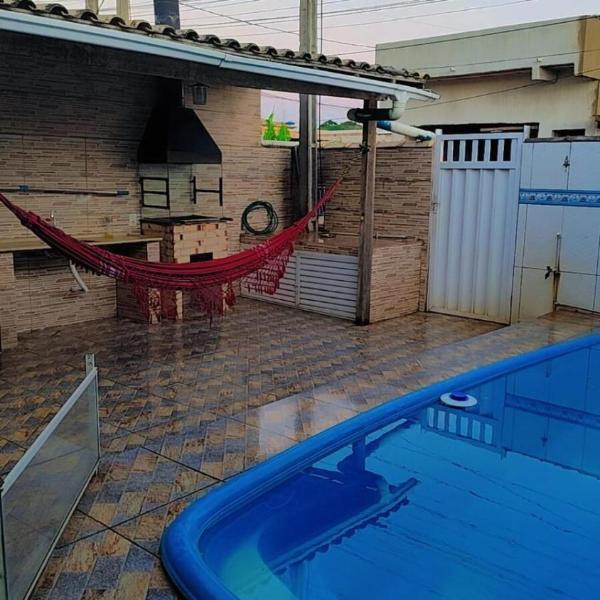 Casa aconchegante, com piscina