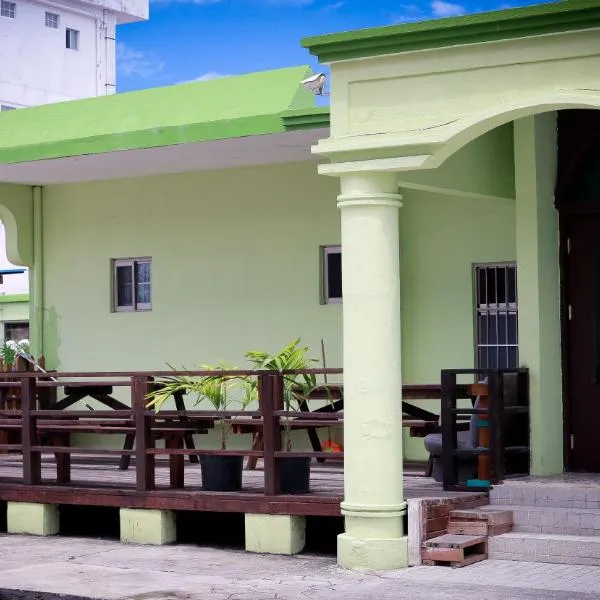 G.T. Guest House, hotel em Garapan