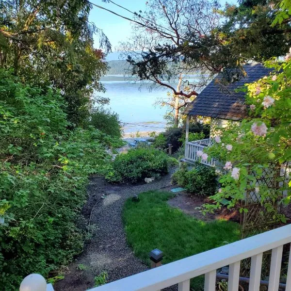 Bay Cottage Getaway、ポート・タウンゼンドのホテル