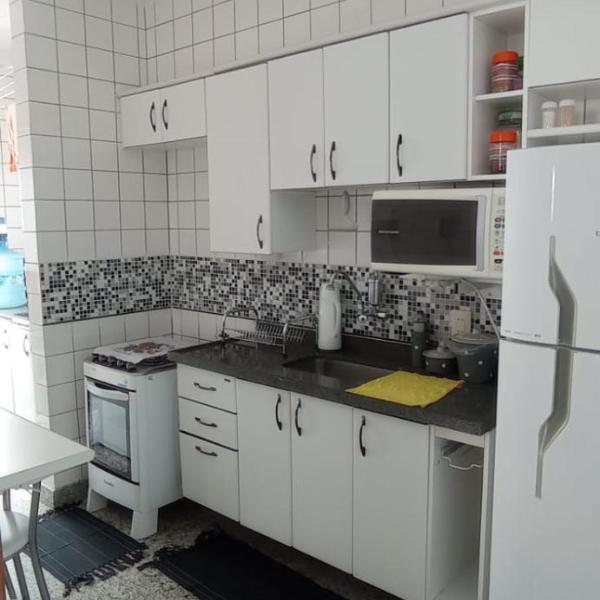 Aconchegante apartamento no centro de Guarapari - Foto 4