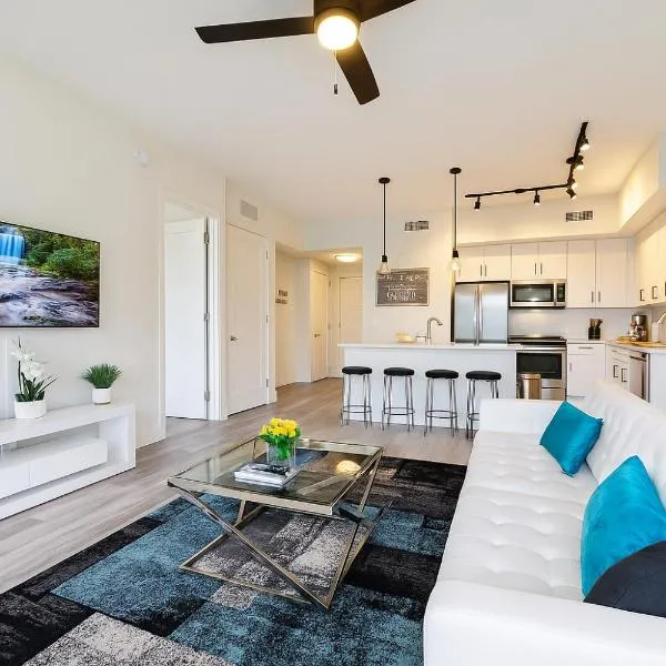 Lux place and cozy 3Beds 2Rooms enjoy life in WPB Gym, EV Station Nearby the downtown and beaches, ξενοδοχείο σε West Palm Beach