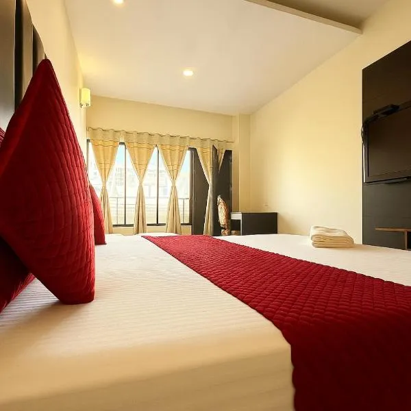 Hotel JB Regency & Banquet Hall ll Family Hotel ll Top Rated Property, hotel v destinaci Čandígarh