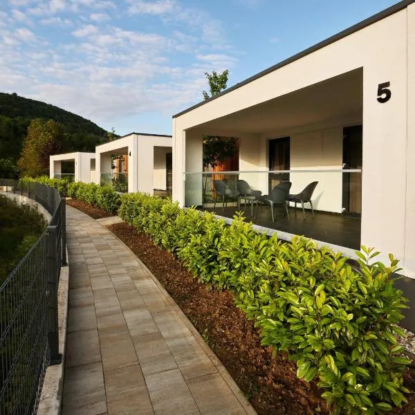 Mobile Homes Camping Plitvice, hotel v destinaci Smoljanac