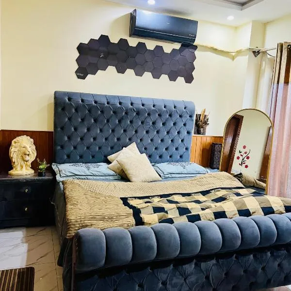 1 one bed flat furnished Bahria Town Rawalpindi Islamabad 1BHK，位于拉瓦尔品第的酒店
