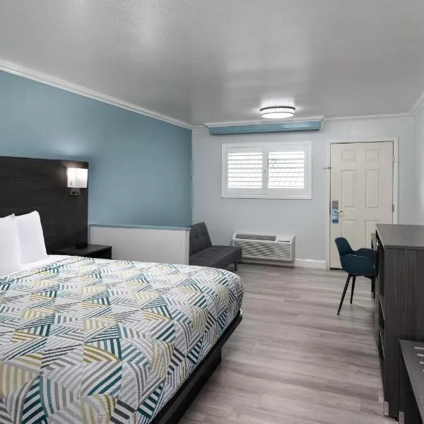 Red Lion Inn & Suites Lemoore, khách sạn ở Lemoore