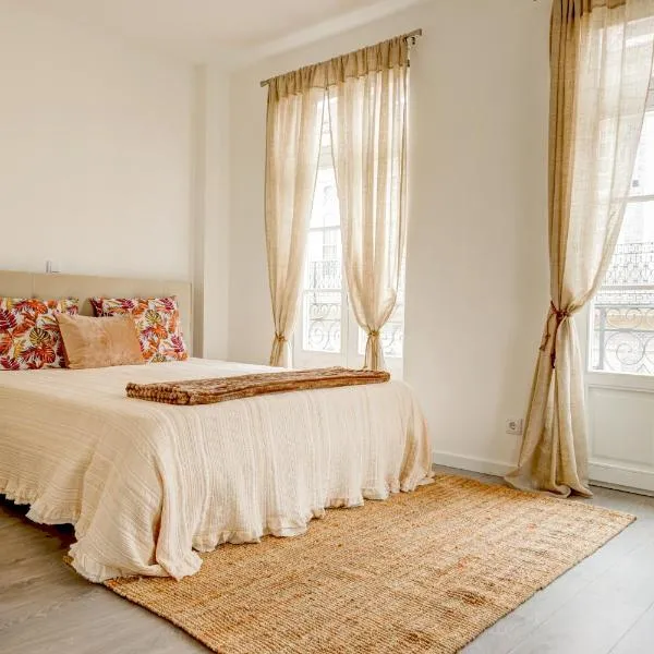 Elegant City House Moderno no Centro da Cidade, hôtel à Chaves