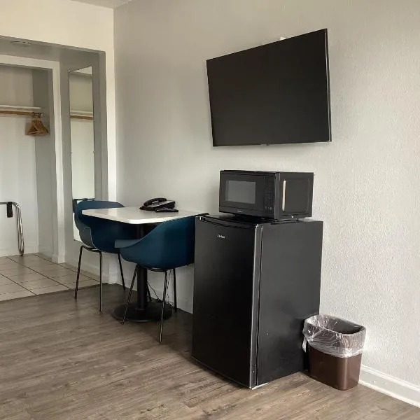 Motel 6 Selma, CA, ξενοδοχείο σε Selma