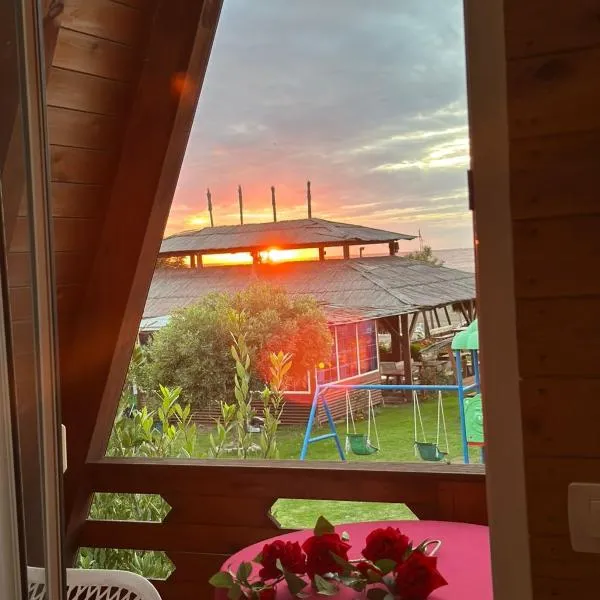 Sea View Wooden Houses, hotel di Lezhë