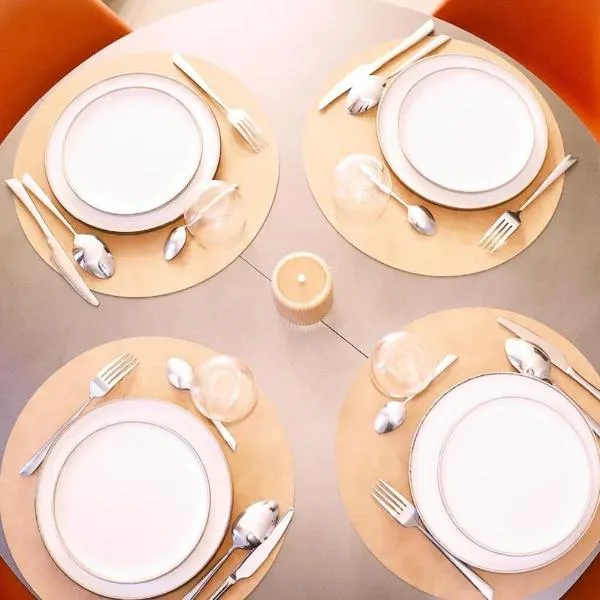 anthony meggy, hotel sa Thiron-Gardais