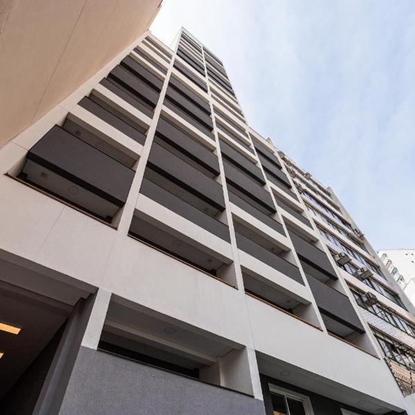 Aurora - Prédio novíssimo e completo no coração do Centro, com piscina e academia ao lado do metrô República