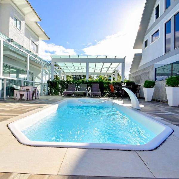 Casa 3 suítes 500m da praia