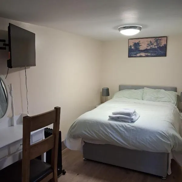 Bedsit in Oldbury, hotel v destinaci Oldbury