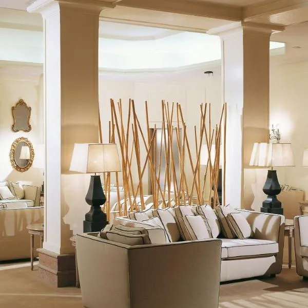 Starhotels Terminus, hotel in Naples