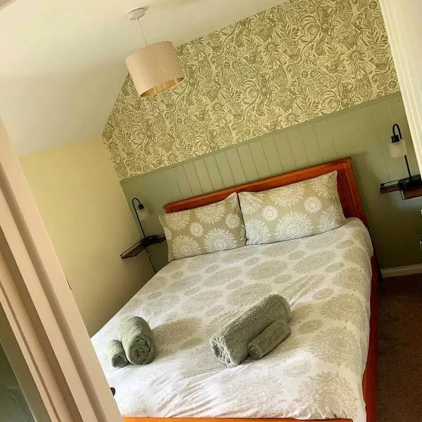 CosyCottage, Log Fire&Garden, hôtel à Mansfield