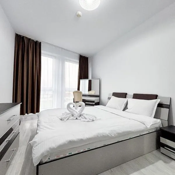 Sky Escape Airport Apartment with Parking, hotel in Someşeni