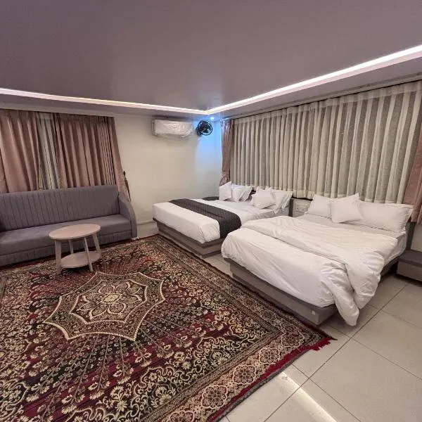 NR Hotel photo 2