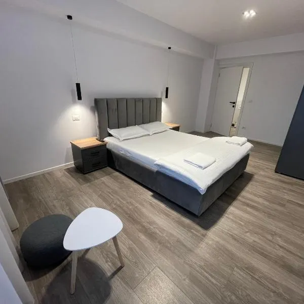 Sunny London Accomodation, hotel a Suceava