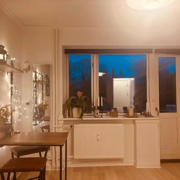 Hyggeligt kunst studie tæt på vandet, hotel en Copenhague