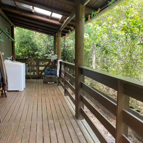 casa inteira com patio e garagem na praia do rosa - Foto 5