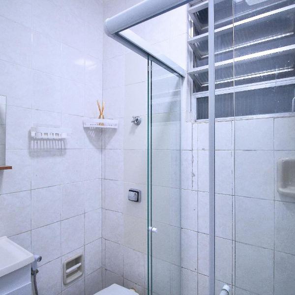 Charmoso Quarto e Sala em Copacabana p/ 4 pessoas - Foto 3