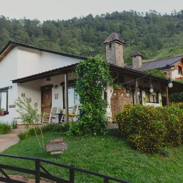 La Casita de Charo 2, vive y siente el amor, creando recuerdos de vida!!, hotel v destinaci Constanza