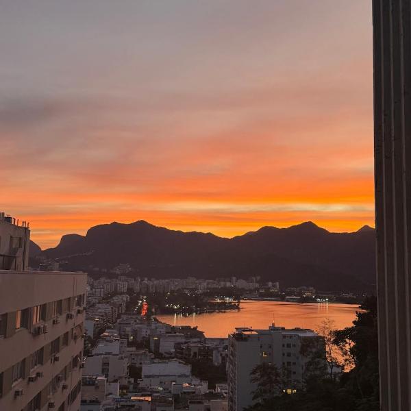 Ipanema apartment New Year's Eve Carnival