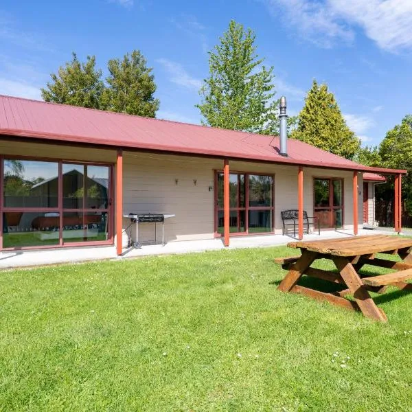 Cozy, Functional,Private - HS65214, hotel in Hanmer Springs
