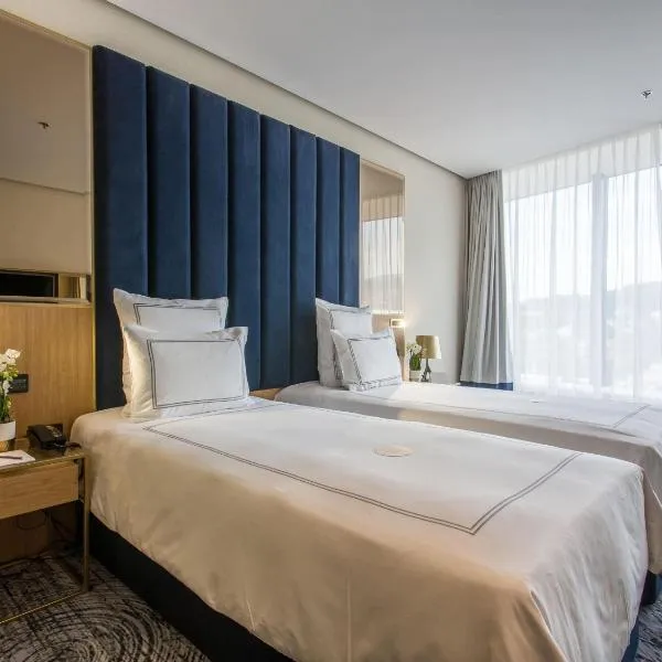 Swissotel Sarajevo, hotel em Saraievo