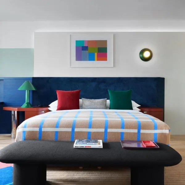 Kimpton Main Frankfurt by IHG, khách sạn ở Frankfurt am Main