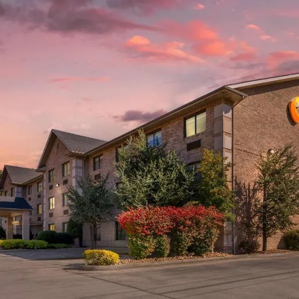 Comfort Inn Huntington near University area, hotel sa Huntington