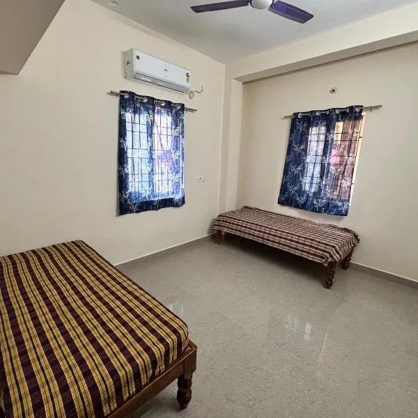 Varaham PG - Pallikaranai, Hotel in Chennai