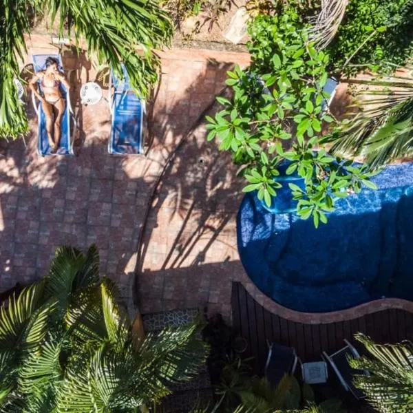 Roatan Backpackers' Hostel, hotel in Sandy Bay