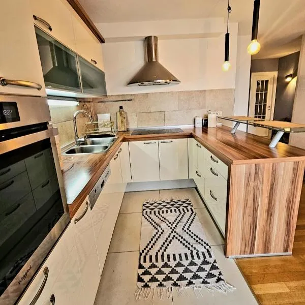 Beautiful Apartment, Beach by foot – hotel w Splicie