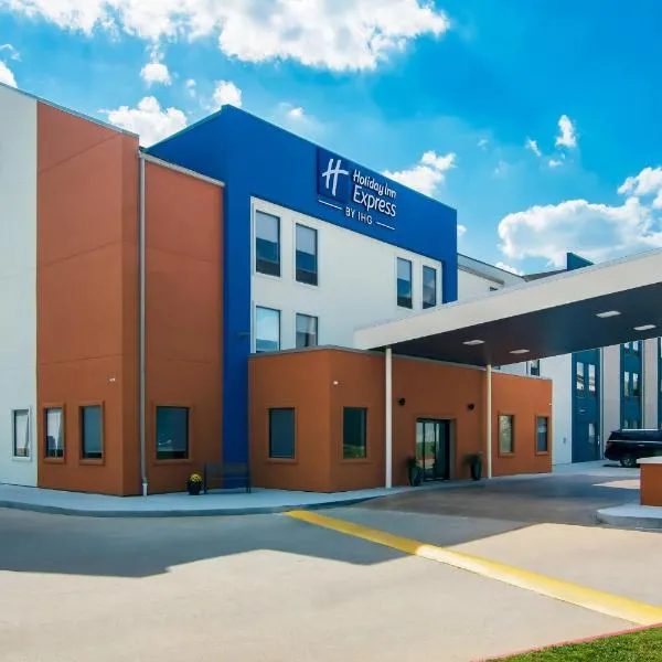 Holiday Inn Express & Suites Joplin Southeast by IHG, hotel v mestu Joplin