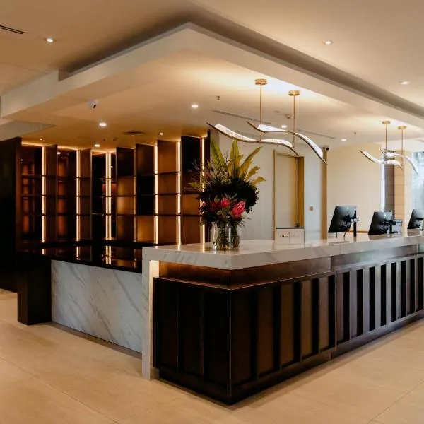 Crowne Plaza Sydney Macquarie Park by IHG, hotel in Sydney