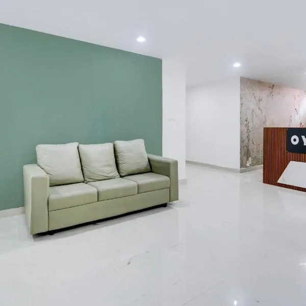 Hotel O Viraj Luxury Stay, hotel sa Warangal
