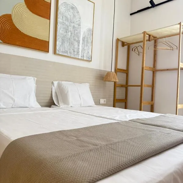 OOLAA Trendy Accommodation, hotel em Santa Maria