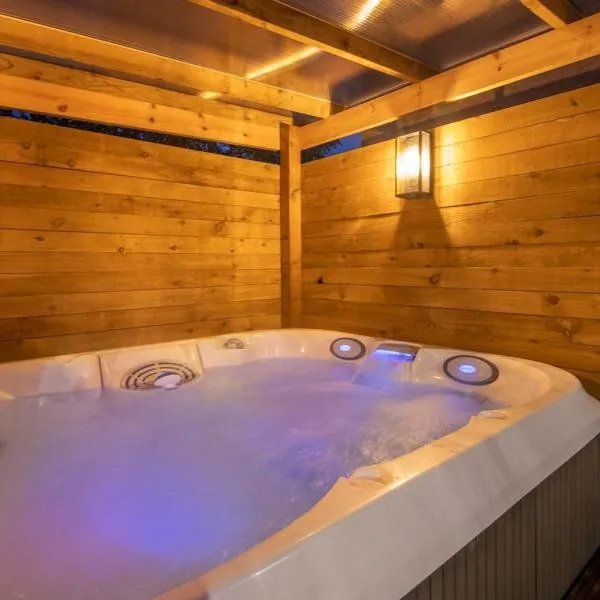 एडिनबरा में, होटल Private Hot Tub - Garden - Free Parking -2bdrm - 5ppl - Zen & Bubbles