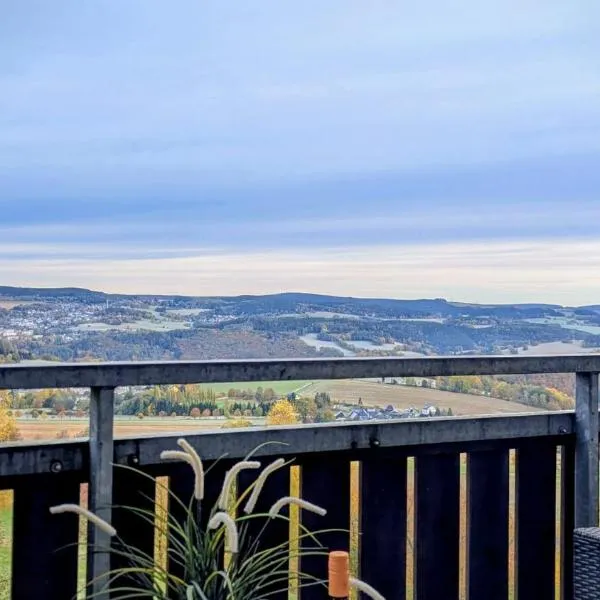 Weltenbummler Lodge in Schwarzenberg, מלון בSchwarzenberg/Erzgebirge